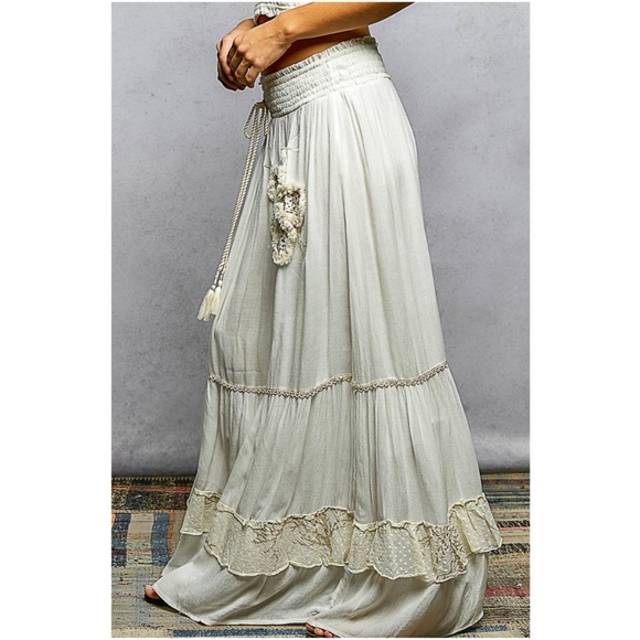 POL Stretchy Waist Sequin Frayed Floral Maxi Skirt - Picture 6 of 6